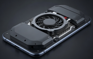 اینم از فن خنککنندهی فعال اوپو K13 توربو و توربو پرو در حال کار اینم از فن خنککنندهی فعال اوپو K13 توربو و توربو پرو در حال کار